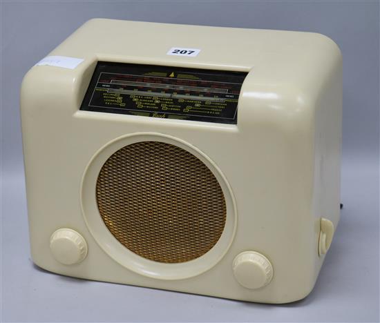 A Bakelite Bush radio, 1940s width 30cm height 24cm